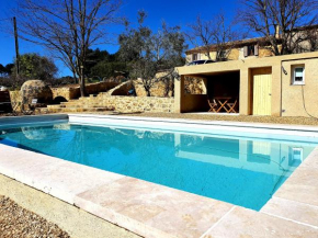 Bastide Bellugue Maison d'hôtes à 3 minutes de Lourmarin